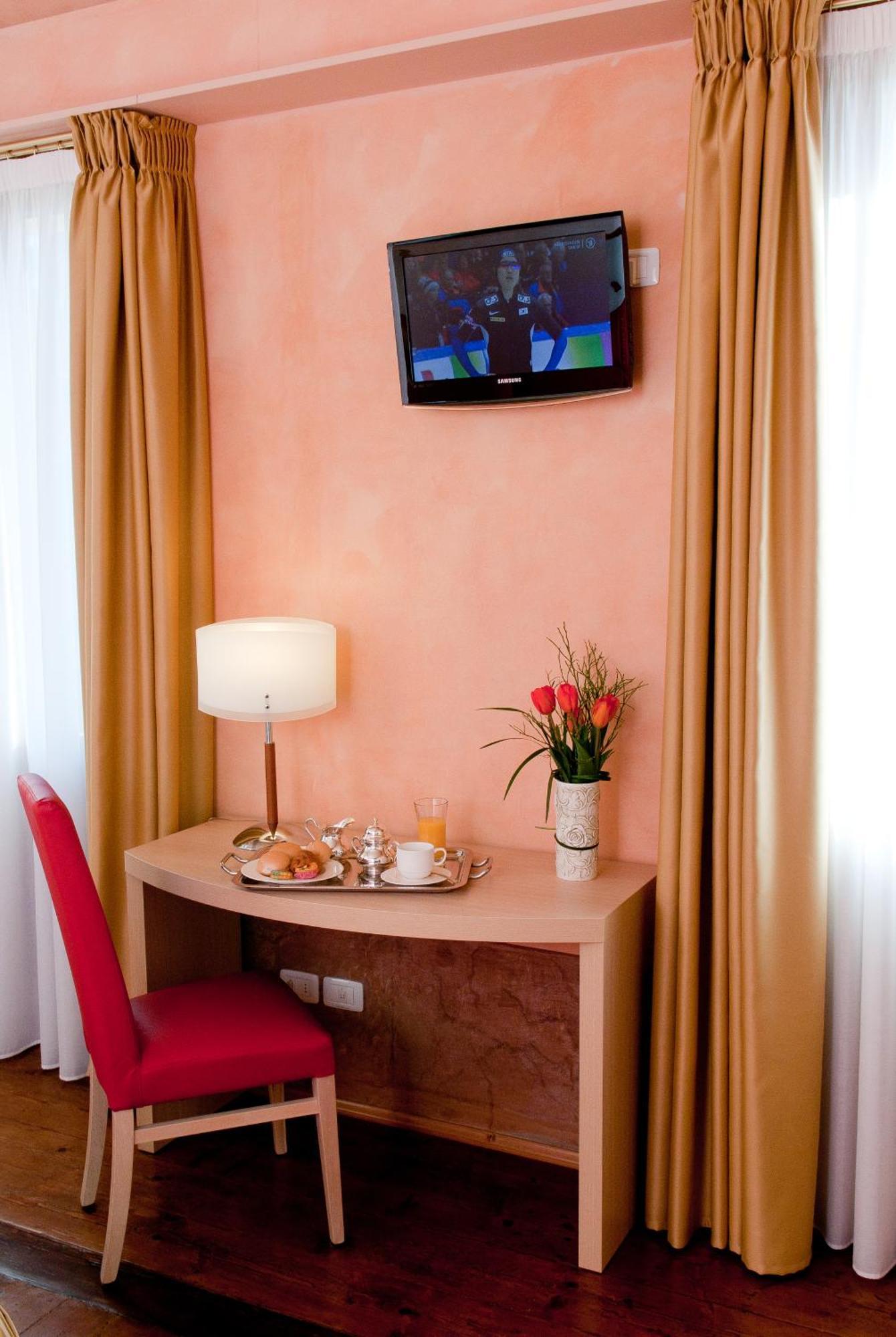 Hotel Villa Maternini Vazzola Oda fotoğraf