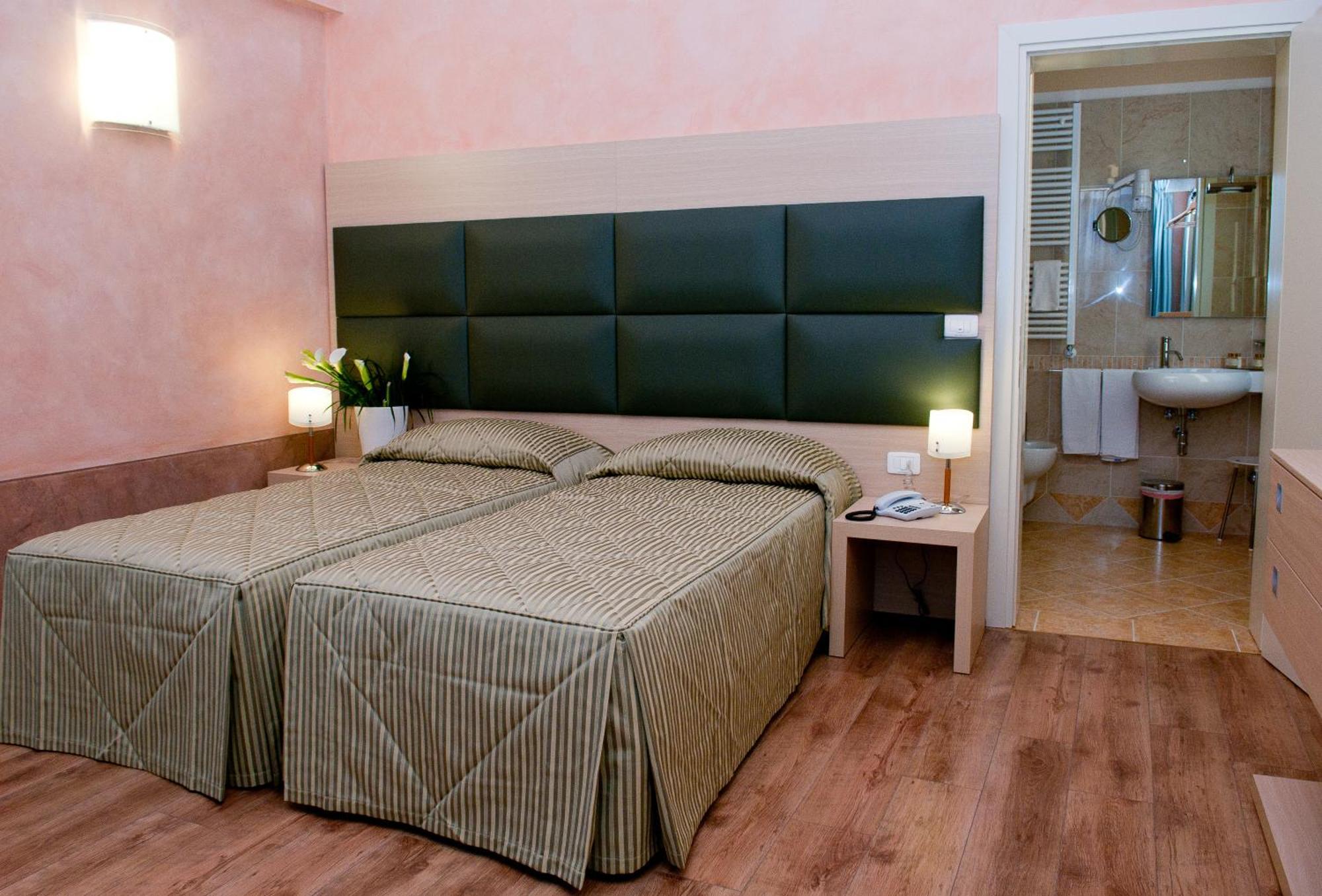 Hotel Villa Maternini Vazzola Oda fotoğraf
